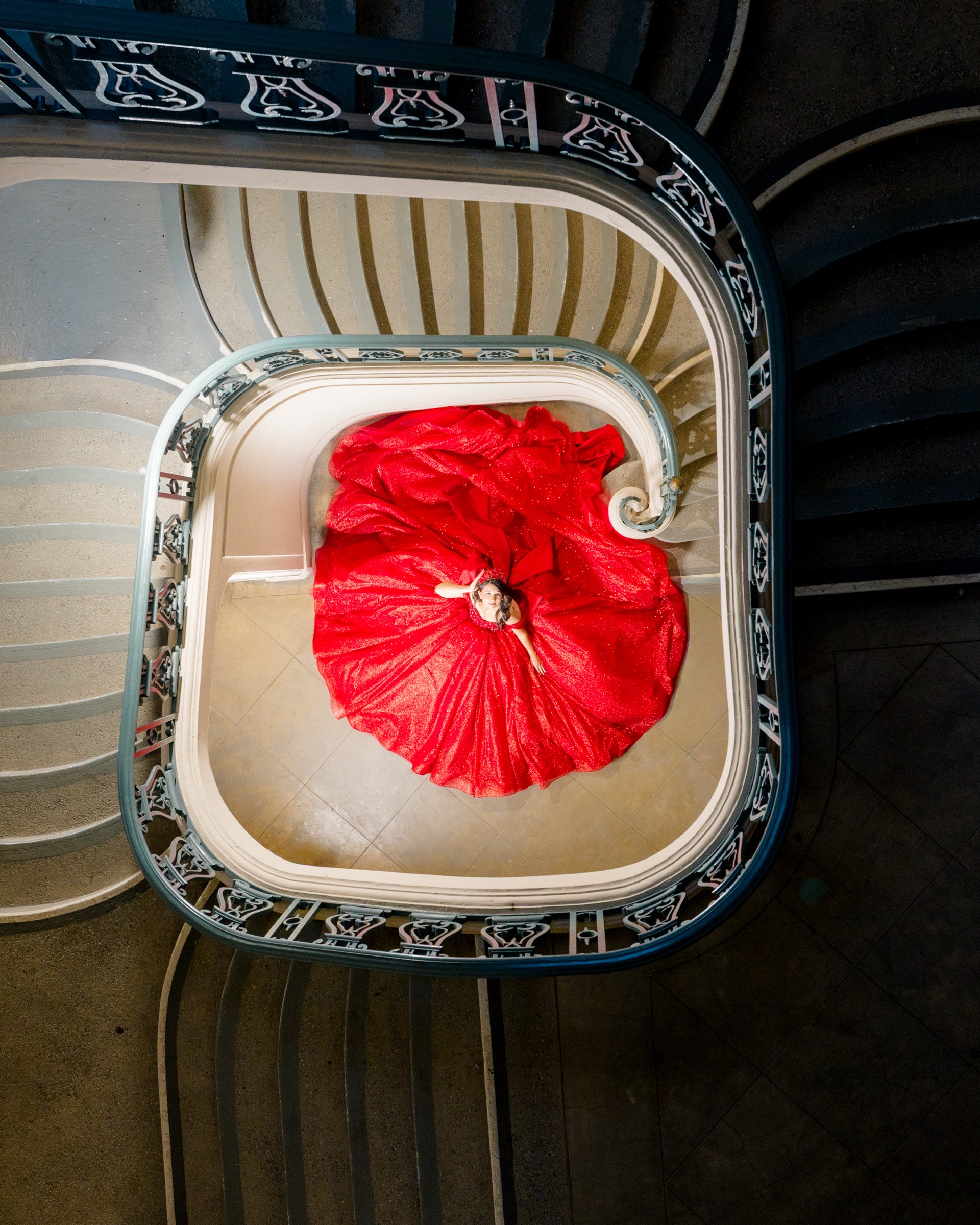 Quinceañera aerial staircase — Lianette